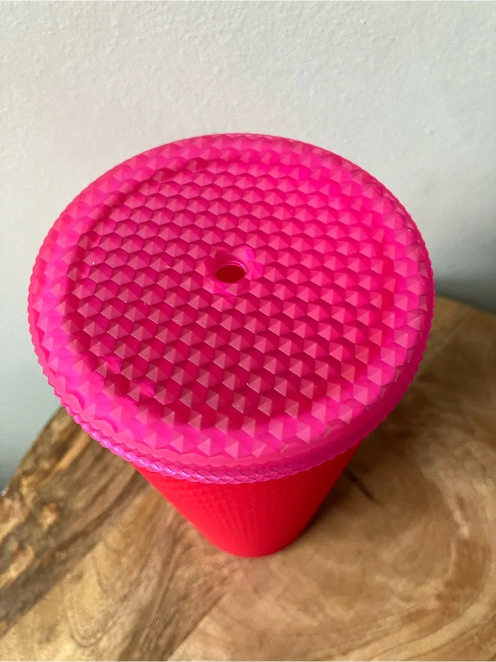 Starbucks | Hot Pink Matte Soft Touch Studded Venti Tumbler 24oz Venti Cold